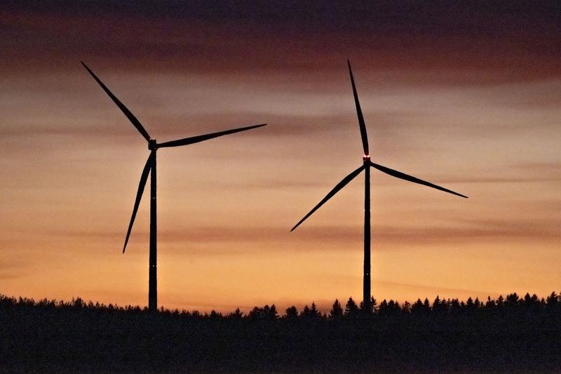 Ympäristö | Lukijalta: Päästöoikeudet myymällä Suomi tekee itsestään siirtomaan