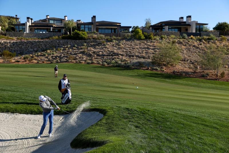 Los Angeles Billionaire Moves To Nevada After California Threatens To Tax Wealth