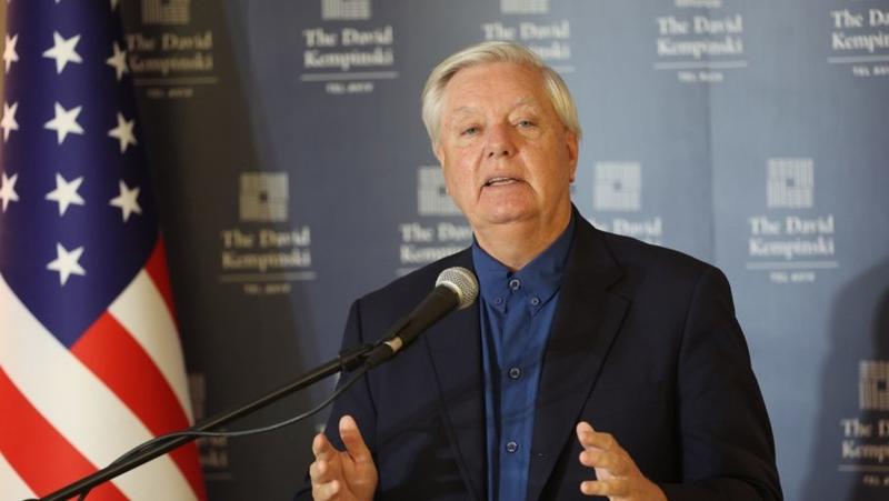 Senator blizak Trampu: Vojna operacija u Iranu je pitanje obima, a ne Trampove odlučnosti