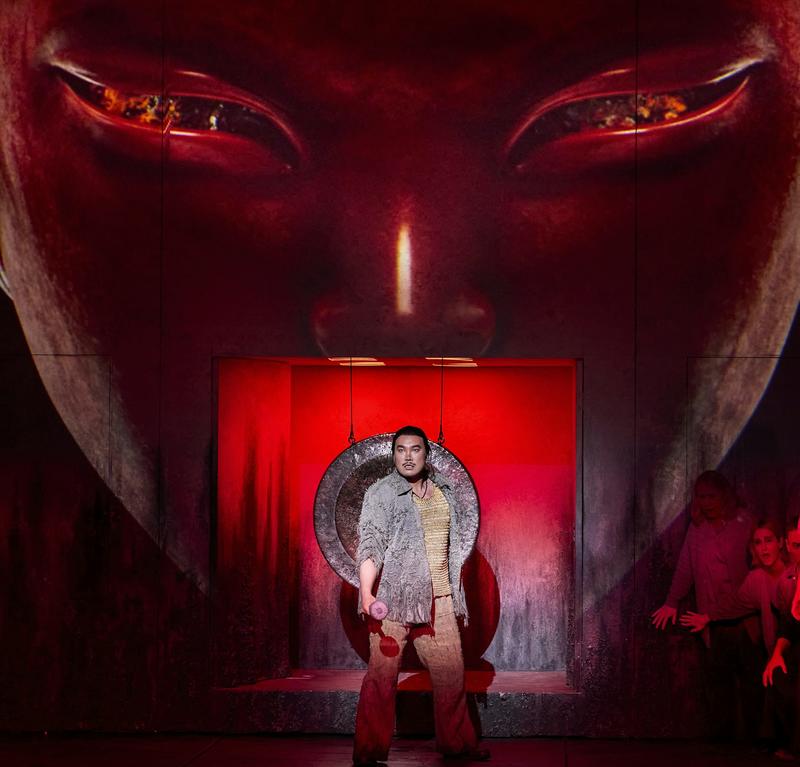In a new production of Turandot, Opera Australia has found a star vehicle for Young Woo Kim