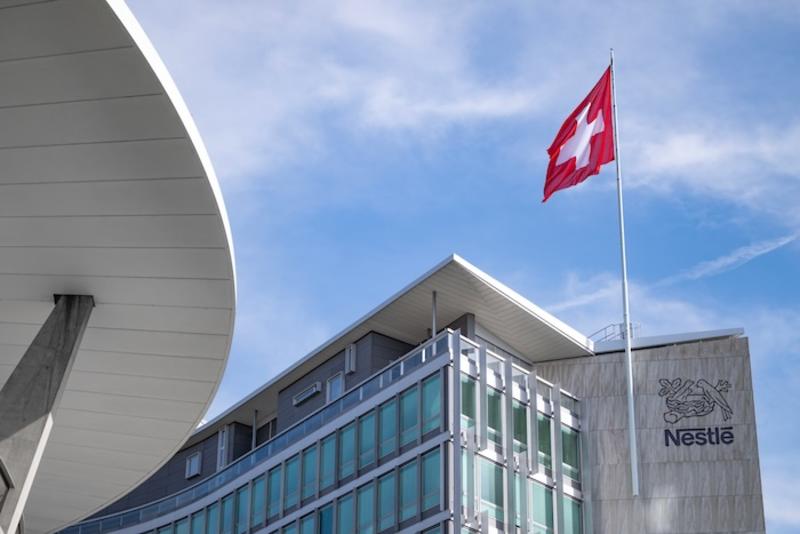 Vom Mythos zur Krise: Warum die Schweiz ihre Unantastbarkeit verliert