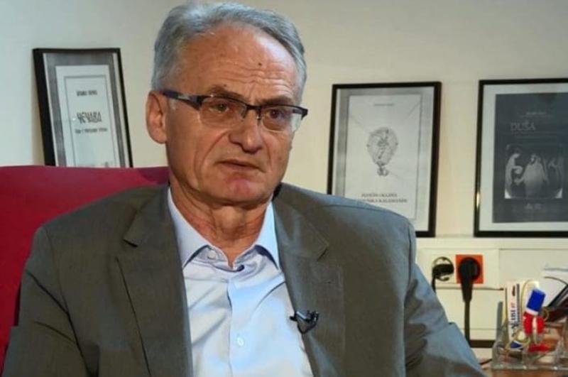 Branko Perić: POLITIKE BESKRAJNOG PODANIŠTVA