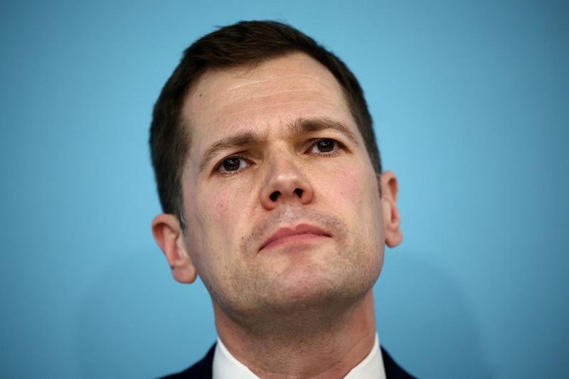 Jenrick's defection strengthens both Kemi and Farage