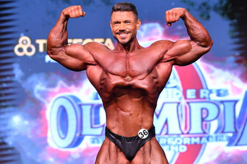 Fabian Mayr anuncia aposentadoria do fisiculturismo