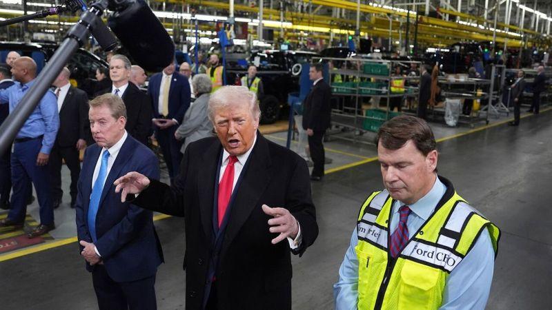 Ден 314: Среден пръст. Канадските дневници на Райна Александрова