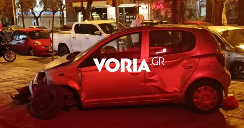 Μεθυσμένη οδηγός έπεσε πάνω σε 15 σταθμευμένα αυτοκίνητα, κατάστημα και περίπτερο