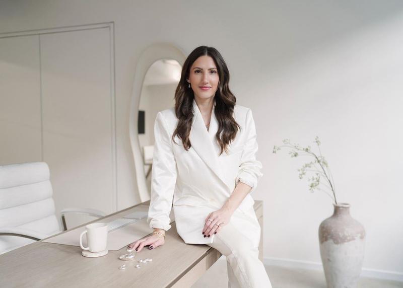 How One Entrepreneur Turned A Ring Concierge Service Into A Growing Jewelry Empire. Plus: Is AI Making You Lazy?