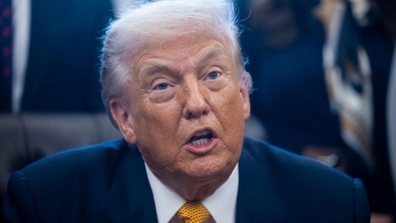 Tramp: Mogao bih da uvedem carine zemljama koje nas ne podržavaju oko Grenlanda