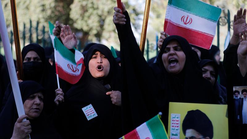 Repressione in Iran, le proteste si fermano. E Putin fa da mediatore. Si rafforza la presenza Usa /