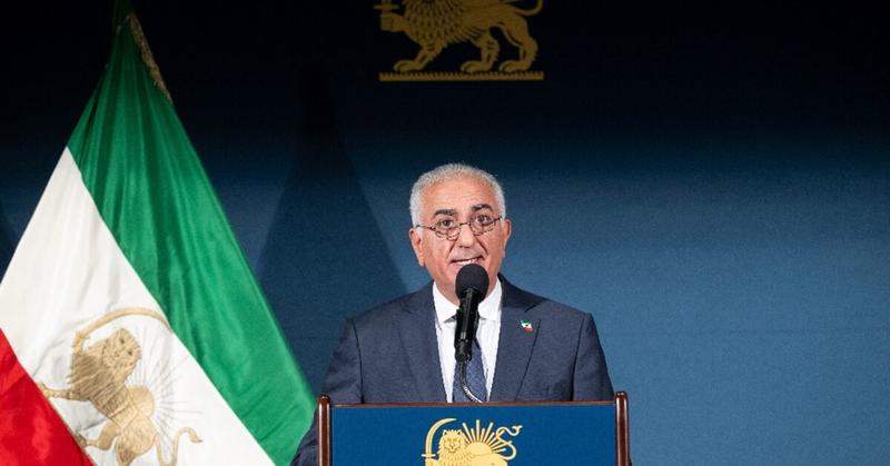 Shah's son confident Iran rulers to fall as Trump holds off