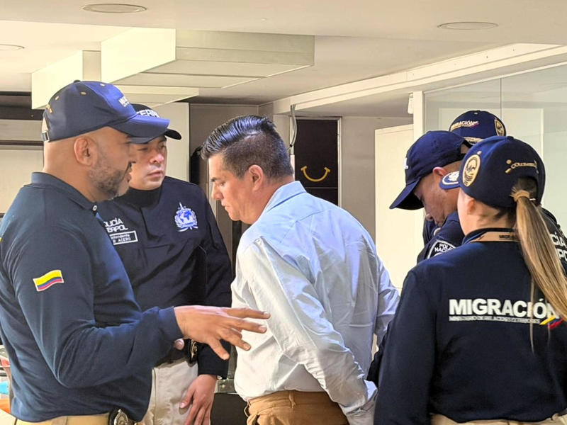 Detienen en Bogotá a costarricense con circular roja de Interpol por el delito de estafa