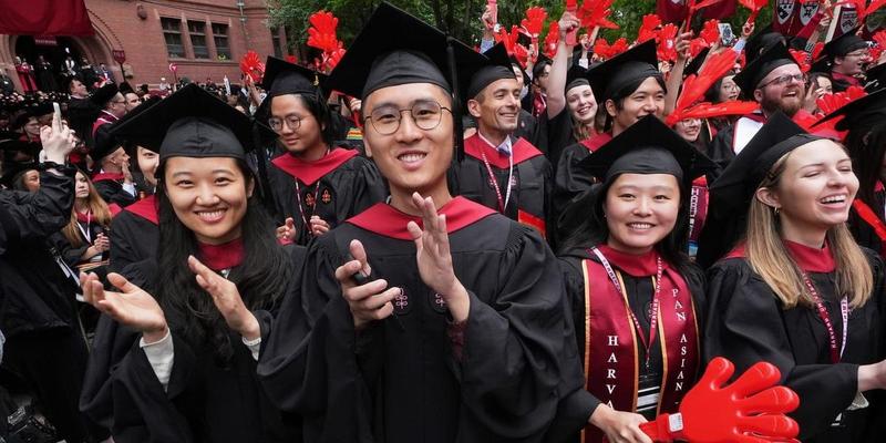 Nej, du måste inte rädda världen