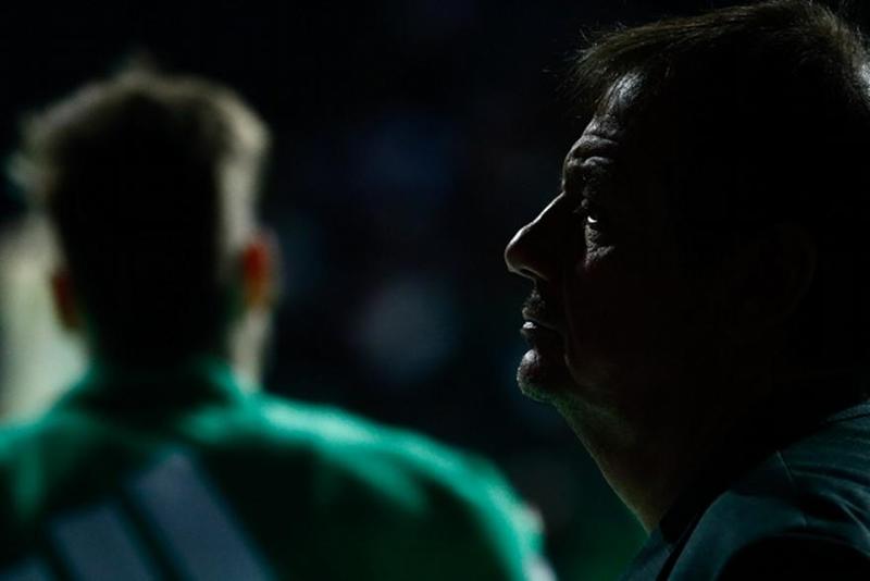 Ο Αταμάν το χάλασε, ο Aταμάν να το φτιάξει! Όχι όμως με τρικ, αλλά με παρεμβάσεις