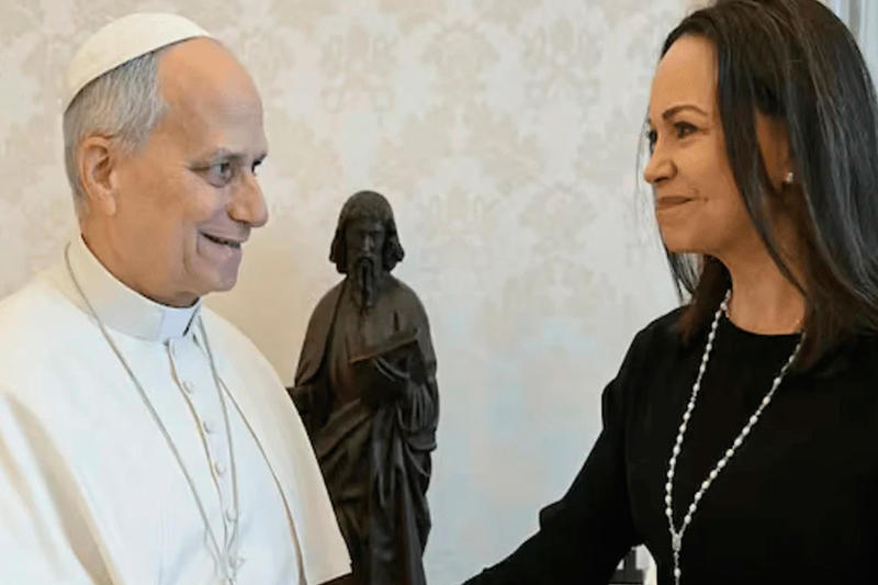 María Corina en dos tiempos, por Alexander Cambero 