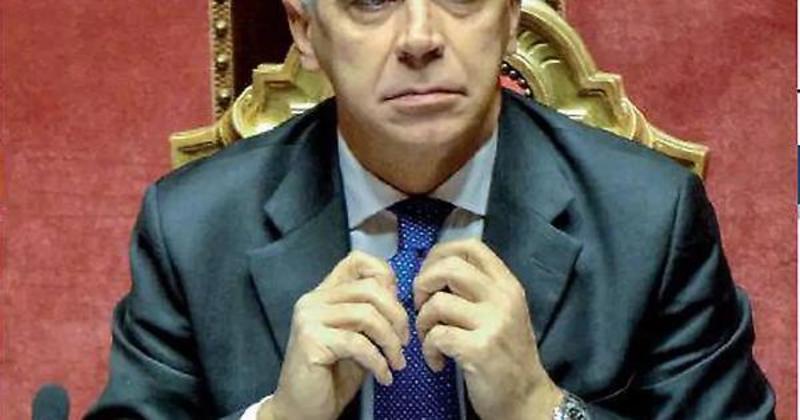 Dopo l’omicidio del giovane studente, la Lega invoca nuove strette penali mentre Fratelli d’Italia frena sugli allarmismi. Il pacchetto sicurezza di Piantedosi diventa terreno di scontro politico e rischio per diritti e garanzie