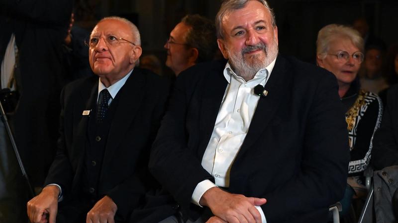 I cacicchi irriducibili. De Luca ed Emiliano, ritorni in grande stile