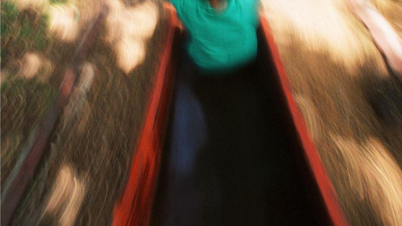 Livorno, bambino si ribalta su uno scivolo: ristoratore condannato a pagare