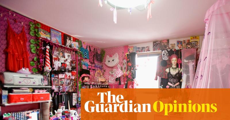 Does my obsession with old trinkets make me a hoarder or a sentimental maximalist?