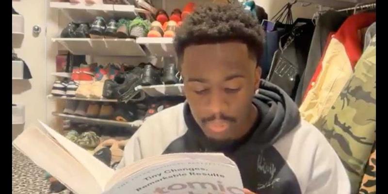 People praise YouTuber Kai Cenat after he was mocked for looking up words while reading books