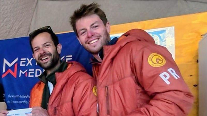 Due medici di Cantù e di Pavia in Himalaya: insegneranno agli scalatori delle alte quote a riconoscere le patologie