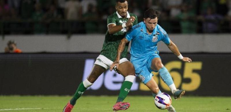 O Santos também termina o domingo com um empate amargo