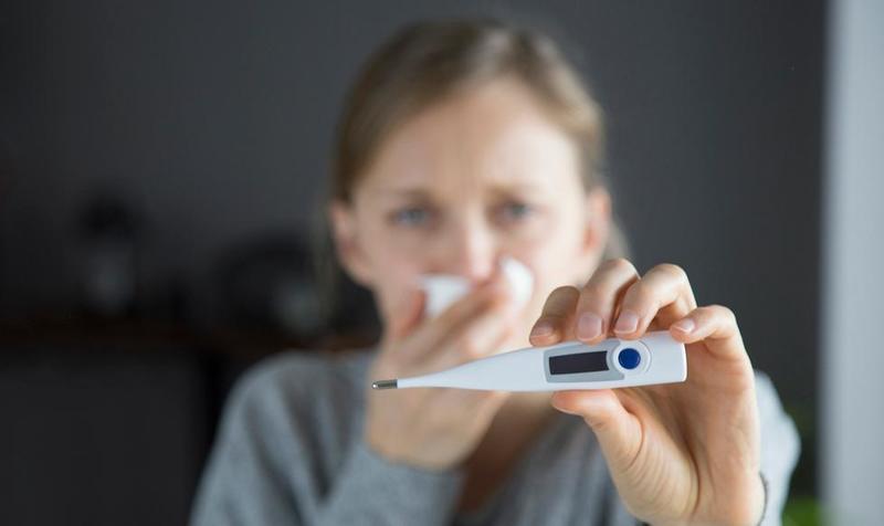 Influenza in Toscana, contagi raddoppiati: «E il picco non è ancora superato»