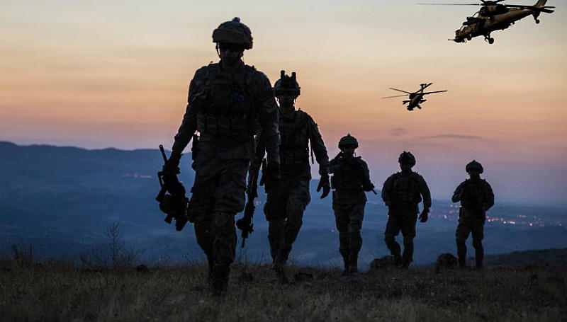 Стига сте оплаквали Европа, Русия е джудже пред ЕС и НАТО