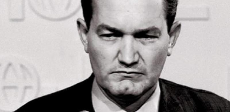 Há um ano, o Brasil perdia a voz inconfundível de Léo Batista