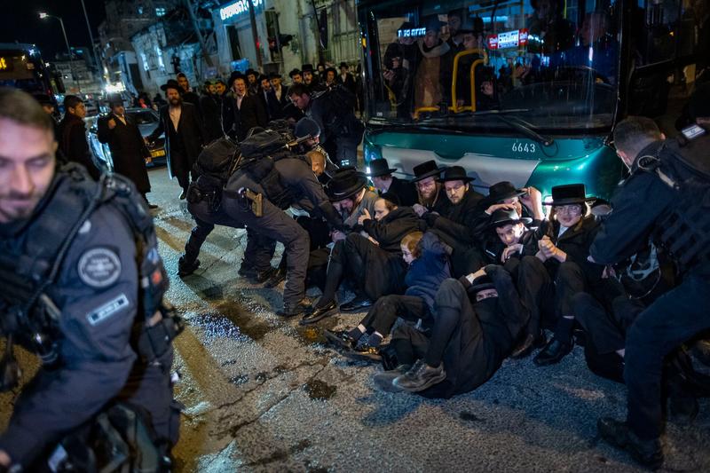 Haredi extremists riot against autopsies of babies who died at unlicensed J’lem daycare