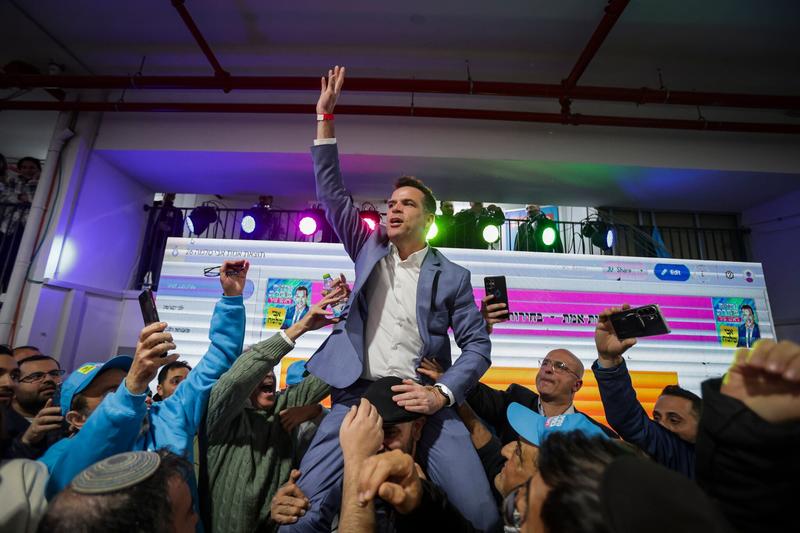 Likud candidate wins special mayoral vote in Netanya after longtime mayor’s death