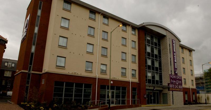 Man attacked ex-partner in the street after 'giving her ultimatums'