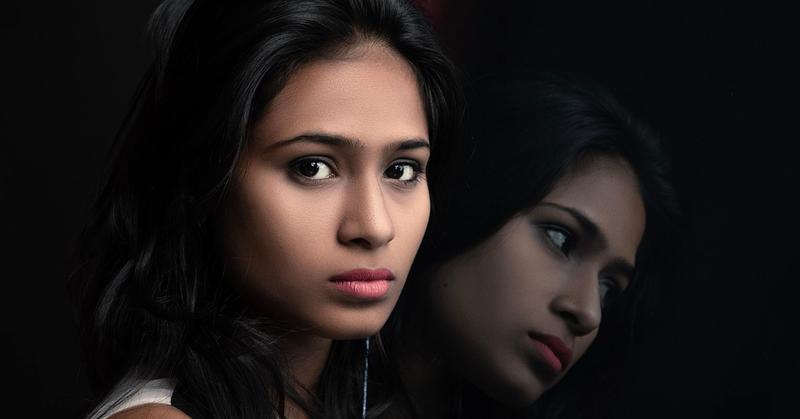 12 Signs of Family Trauma That May Still Affect You Today